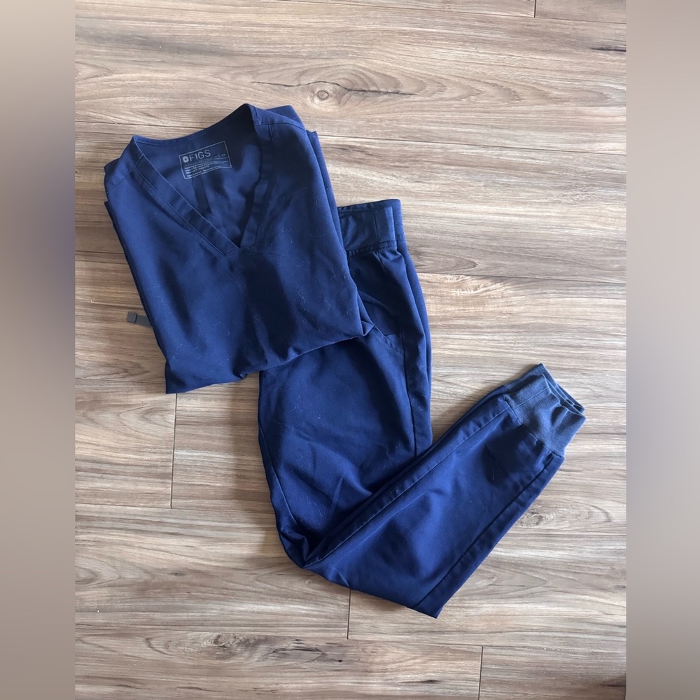 Figs Navy Blue Scrub Set •size: XS•